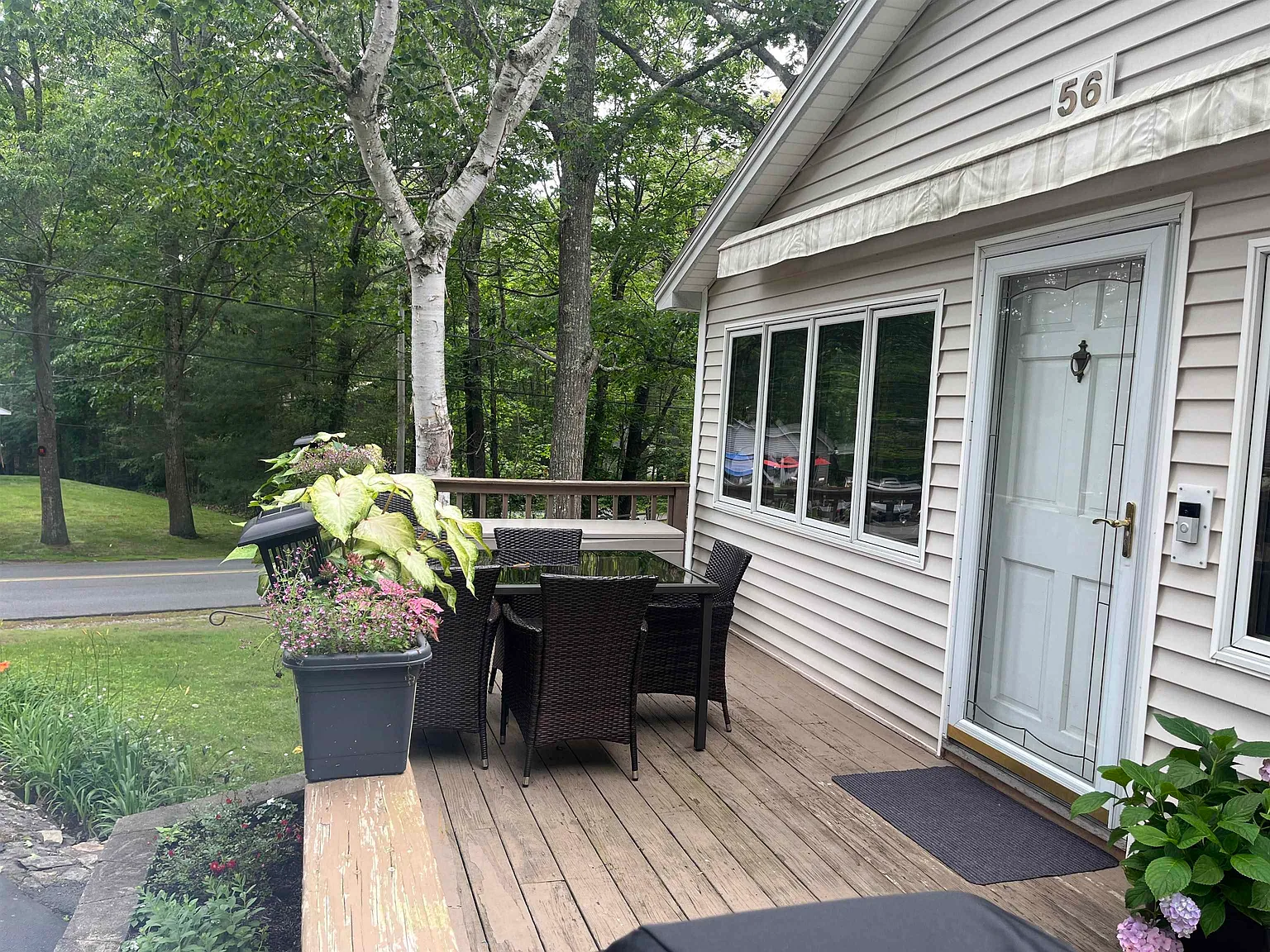 2 bed, 2.0 bath, 2026 sqft, $2,895 — Photo 2