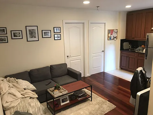 Rented by Meyerson Management | media 15