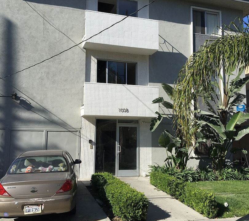 1st image of 1008 W 24th St APT 204