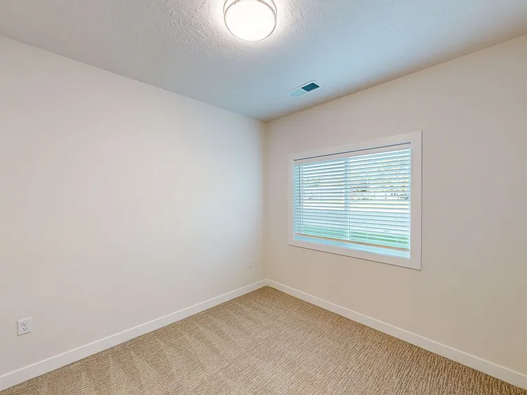 1720 Morningside Ave — Photo 54