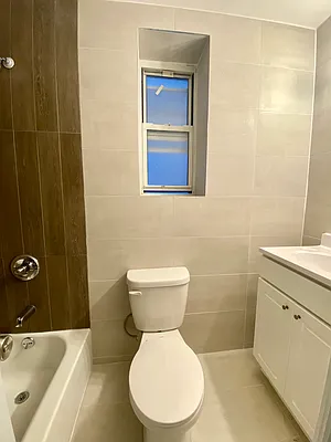 Rented by Zjama Realty Corp | media 25