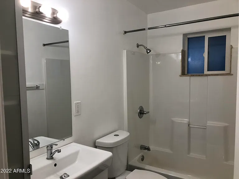 2020 S Granada Dr #5 — Photo 8