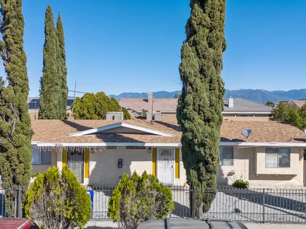 1570 W Ramona Dr, Rialto, CA 92376