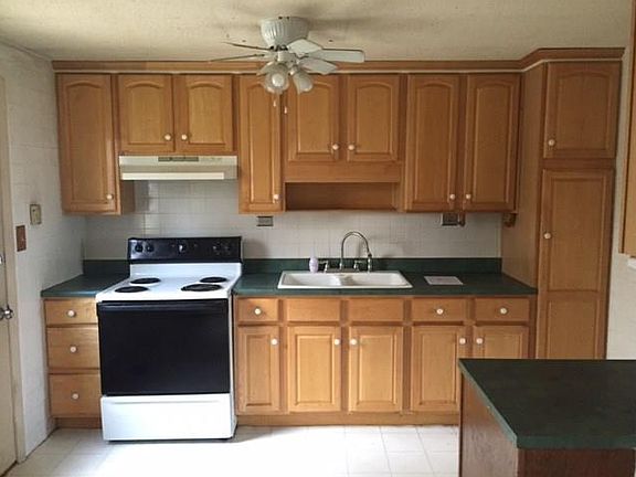 4th image of 1635 N Fogelson Dr