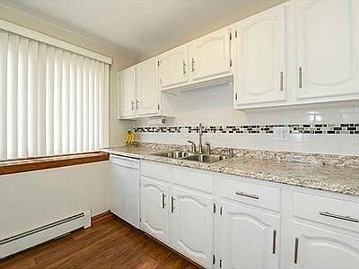 3rd image of 16 Village Ct #16