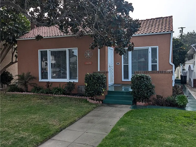 1629 Cota Ave — Photo 1