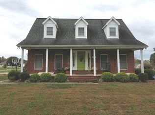 1605 Carter Rd, Decherd, TN 37324