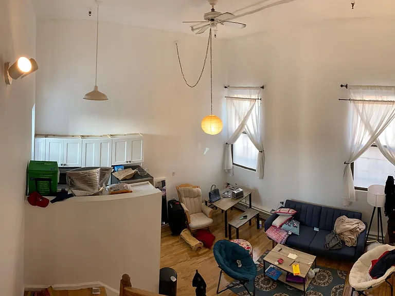 172 Northampton St — Photo 1