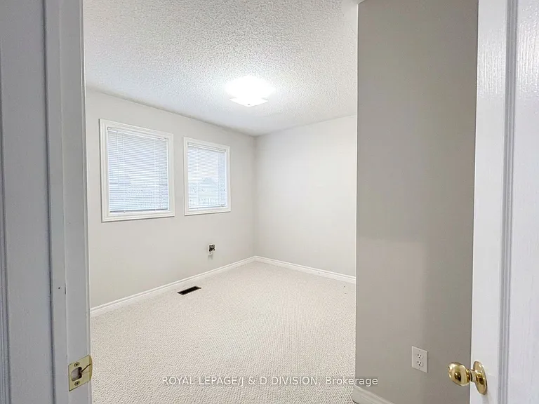 44 Touchette Dr — Photo 10