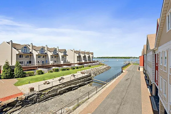 Sold by Halstead Real Estate | media 16