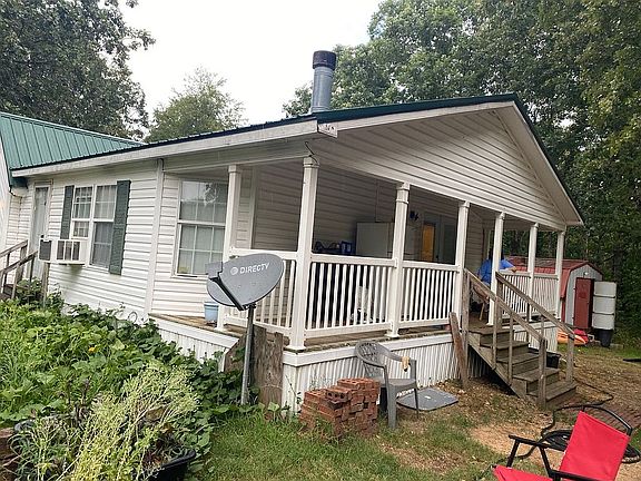 2nd image of 1432 Napier Rd