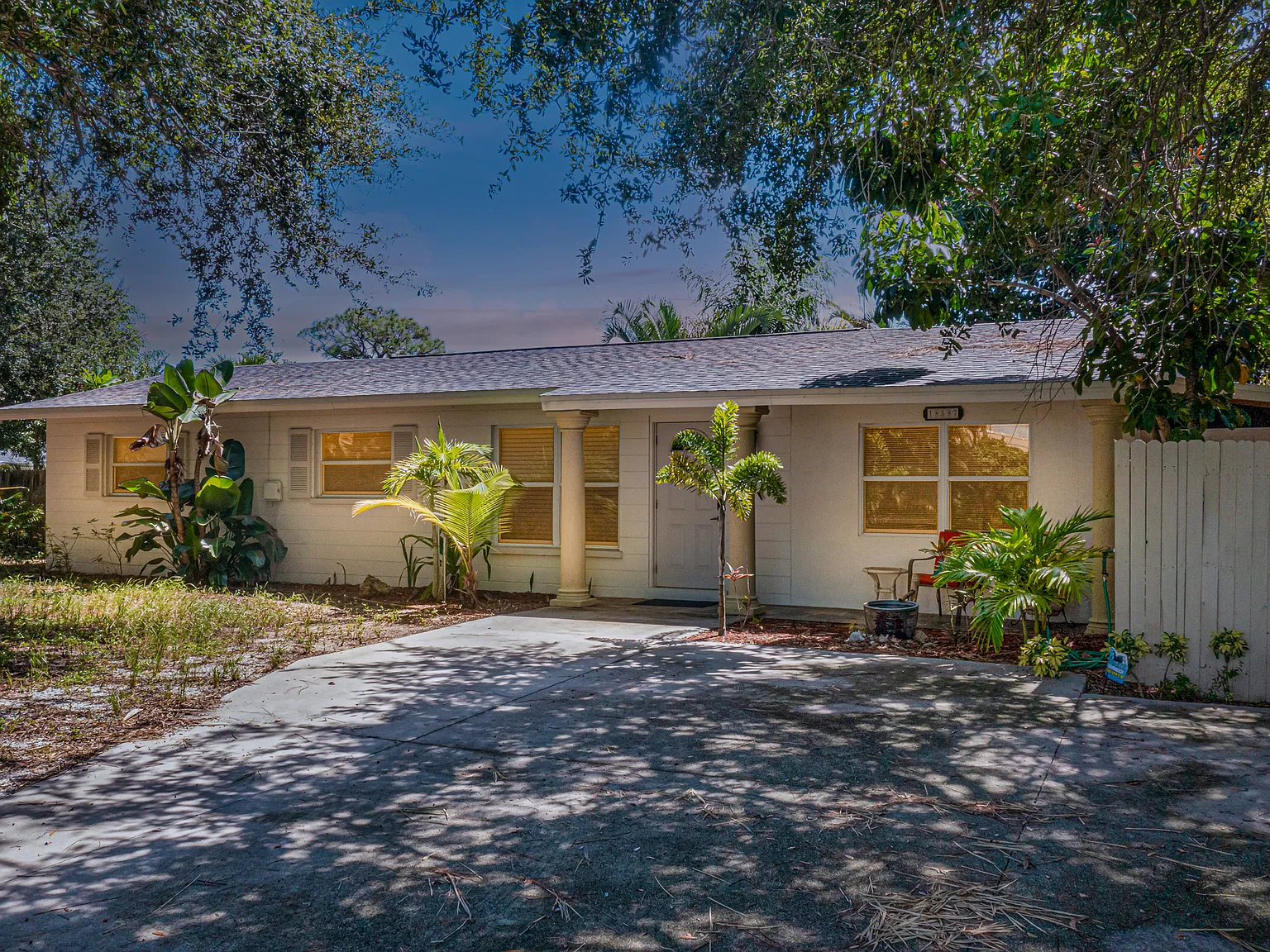 3 bed, 1308 sqft, $2,200 — Photo 1