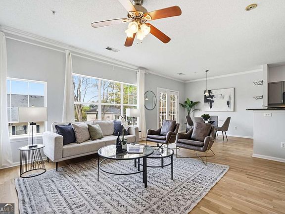 2nd image of 1150 Collier Rd NW #1R