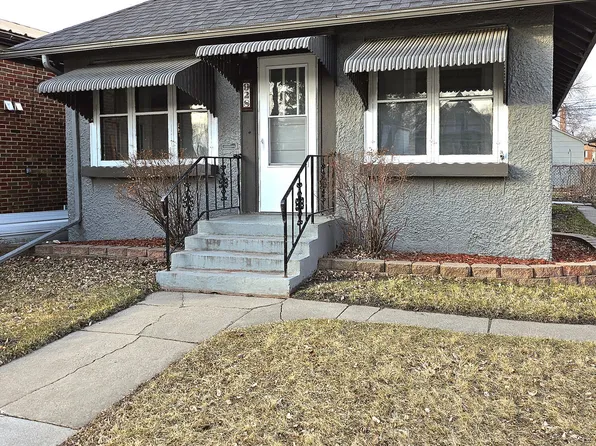 928 N 4th St, Grand Forks, ND 58203