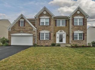 4440 Orangeberry Dr, Grove City, OH 43123