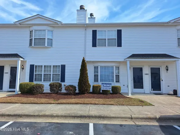 1035 Spring Forest Rd APT D3, Greenville, NC 27834