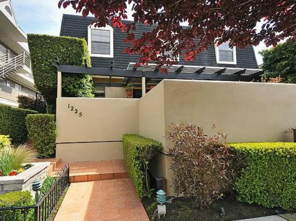 1225 Oak Grove Ave, Burlingame, CA 94010