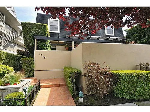 1225 Oak Grove Ave Photo 1
