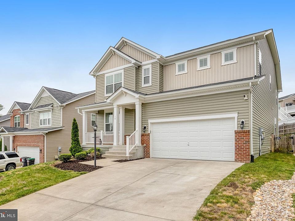 1st image of 18 Melbourne Dr
