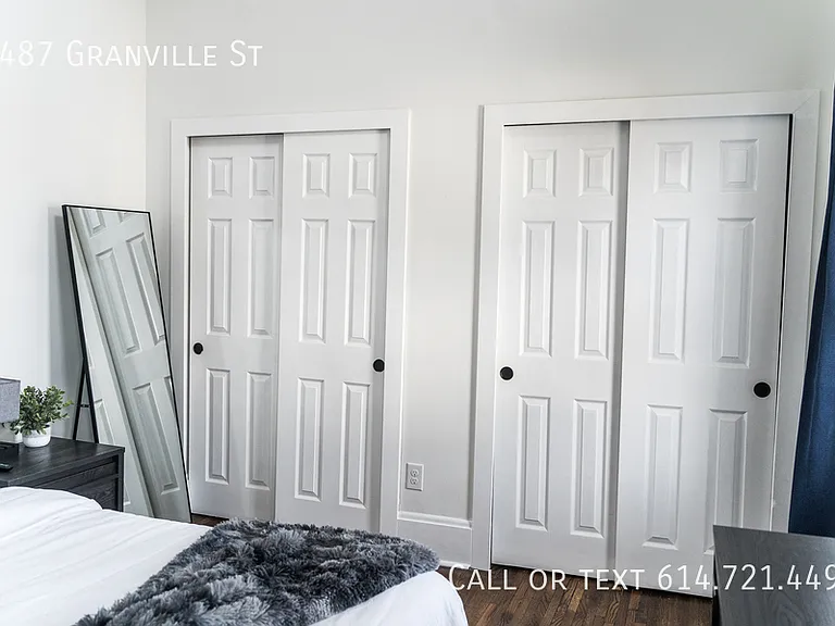 1487 Granville St — Photo 137