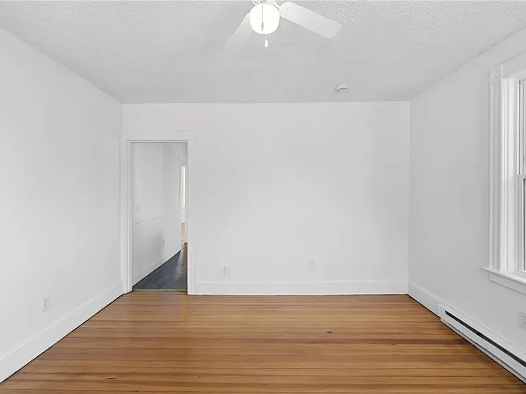 5 Peter St #1 — Photo 4