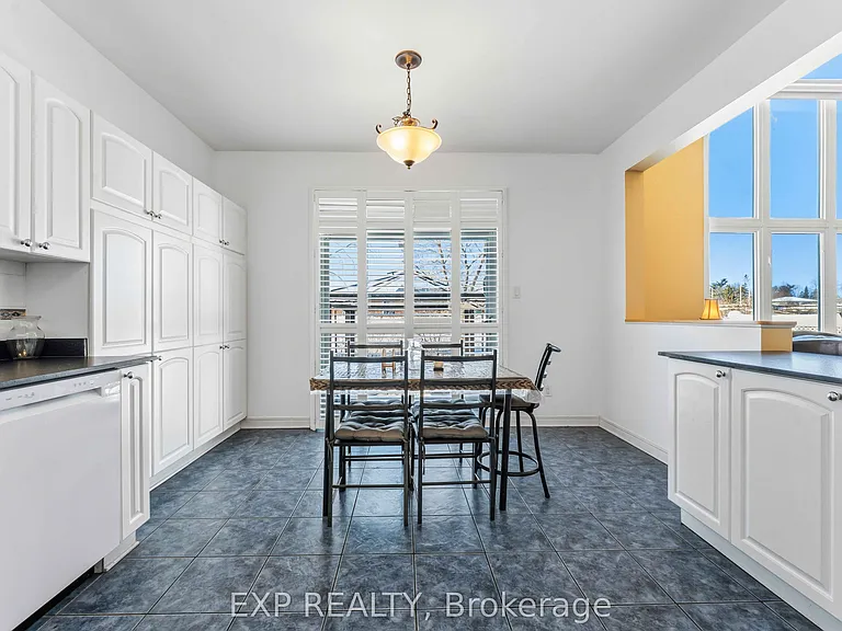 118 Finn Ct — Photo 11
