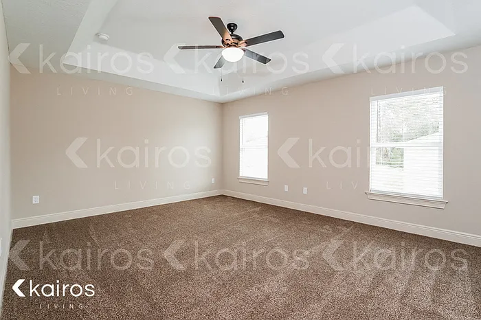 16903 SW 40th Cir — Photo 9