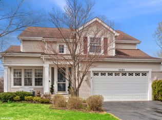 2262 Avalon Dr, Buffalo Grove, IL