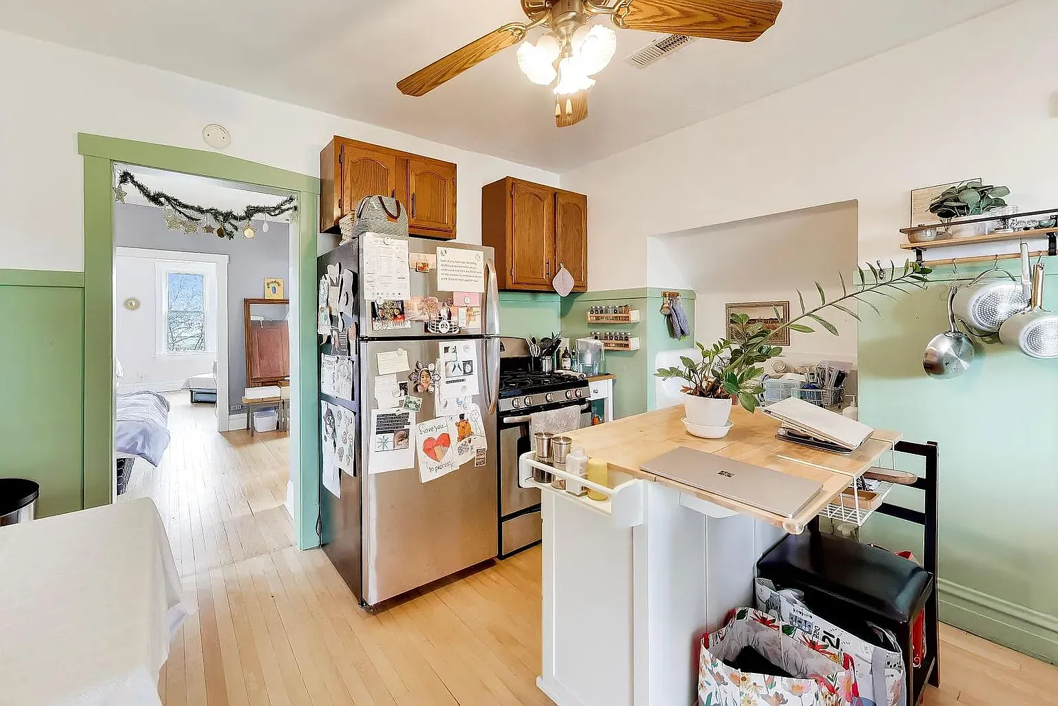 1 bed, 958 sqft, $1,500 — Photo 2