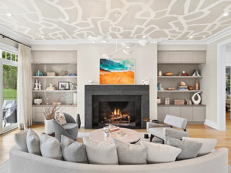Fairway Ct — Photo 9