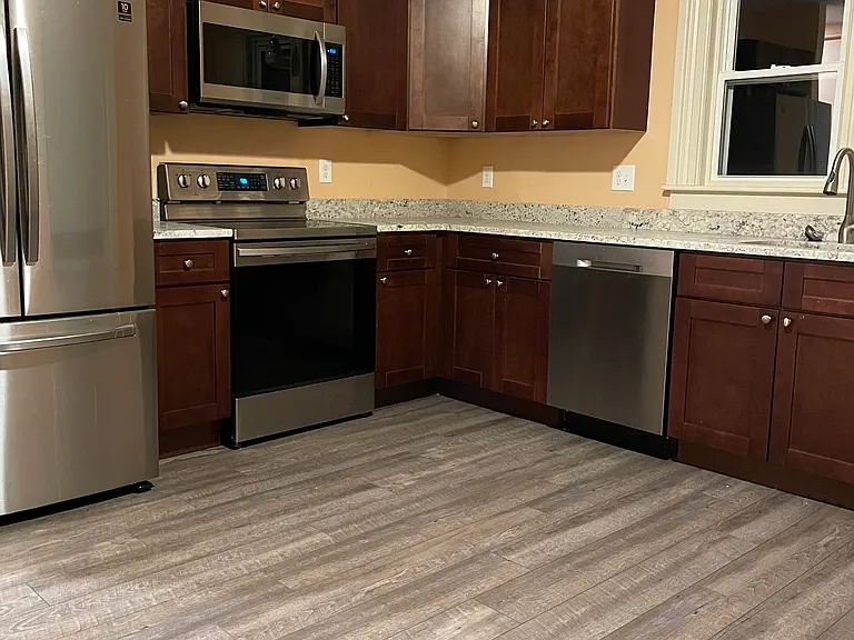 264 N State St #2 — Photo 2