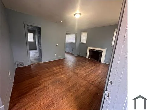 4 bed, 1350 sqft, $1,400 — Photo 4