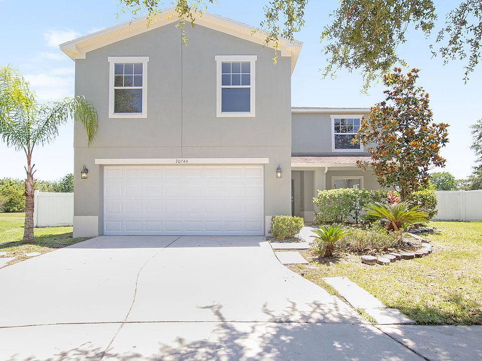 1st image of 30744 Sonnet Glen Dr