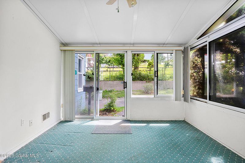 5th image of 305 E Madison Avenue