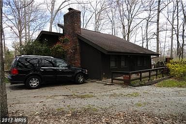 1st image of 15 Hillman Ct