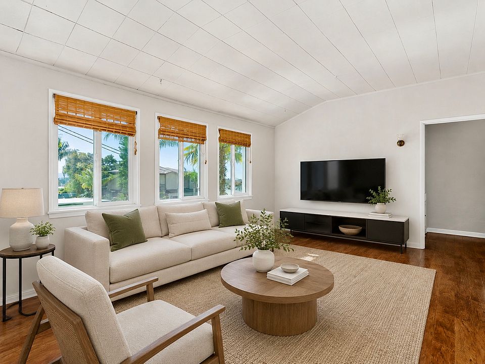 1st image of 34092 Granada Dr #1