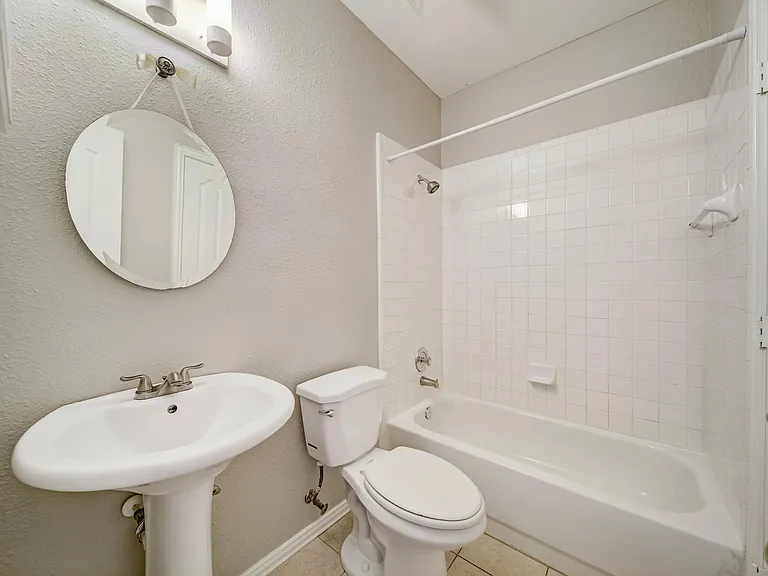 4618 Devonshire Dr — Photo 30