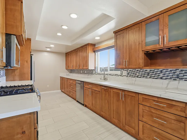 16859 Acebo Dr — Photo 7