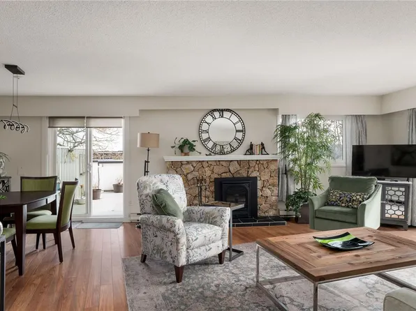 3962 Cedar Hill Rd #116, Saanich, BC V8N 3B8