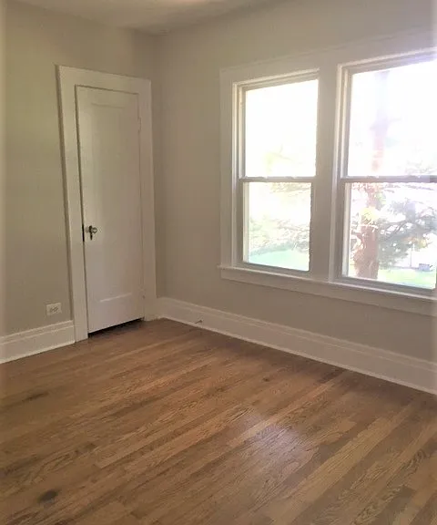 345 Buckingham Ave — Photo 9