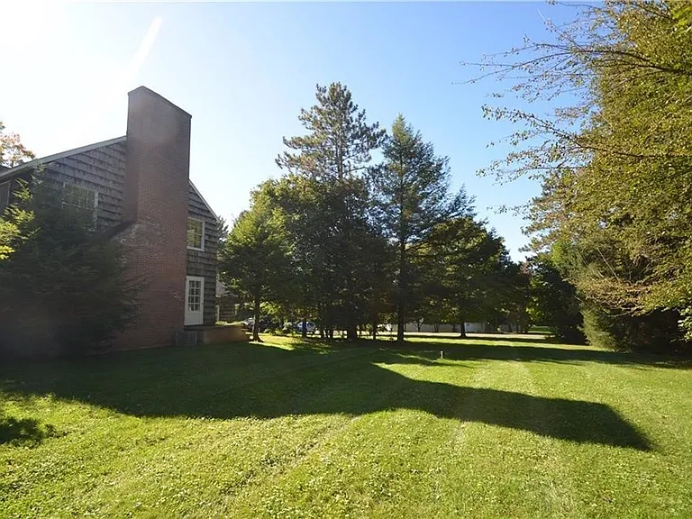 6891 Woodchuck Hill Rd — Photo 15
