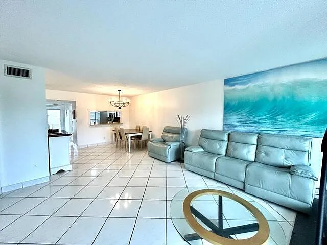 3601 Inverrary Dr #306 — Photo 3