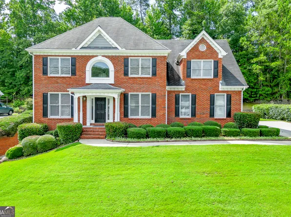 4102 Trotters Way Dr, Snellville, GA 30039