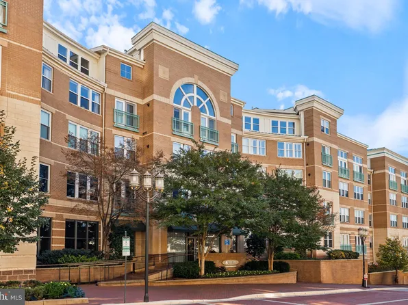 12001 Market St #226, Reston, VA 20191