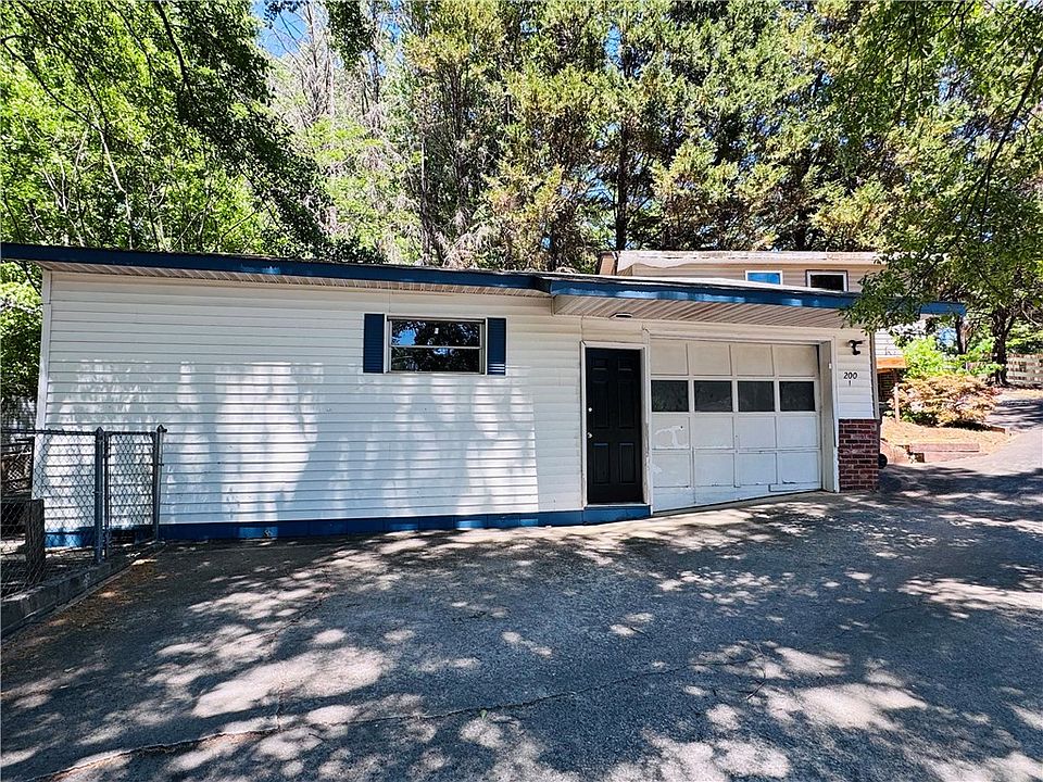 1st image of 200 Hayes Rd