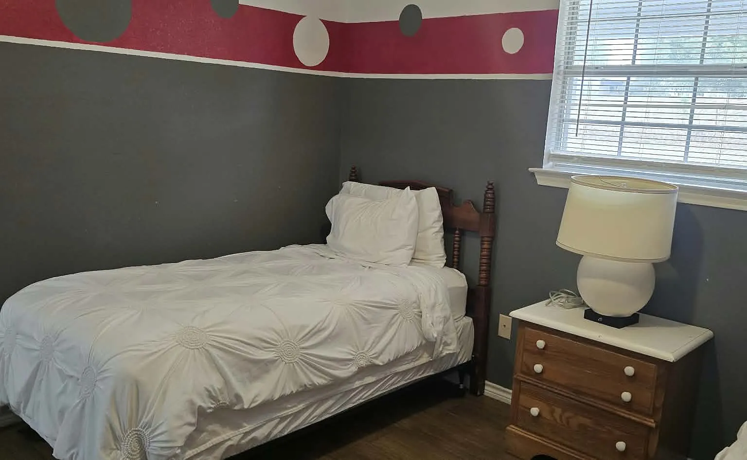 3 bed, $800 — Photo 3