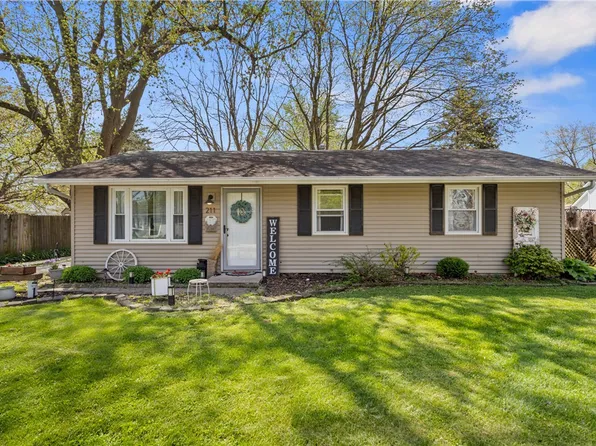 211 E Carter, Cerro Gordo, IL 61818