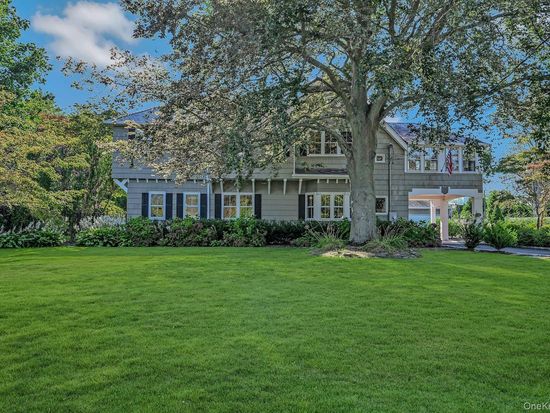 242 Handsome Avenue, Sayville, NY 11782