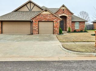 5700 Starling Rd, Oklahoma City, OK 73179