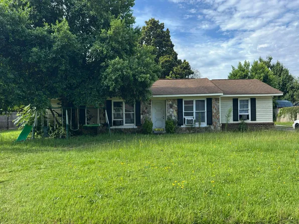 108 Wimbish Ln, Bonaire, GA 31005